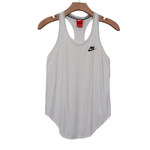 Nike Tops - Nike Tank Top Womens XS White Racerback Curvy Hem Lightweight Athletic Gym Yoga